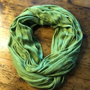 🌸BOGO FREE $10 & under - 🥑avocado infinity scarf